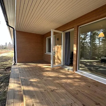 Kotimaailma - Uusi Rivitalokolmio Saunalla # 3 *